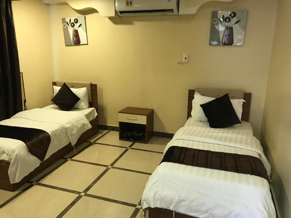 منتجع وشاليهات مورجان الشرق - للعائلات فقط - Dammam Exterior foto