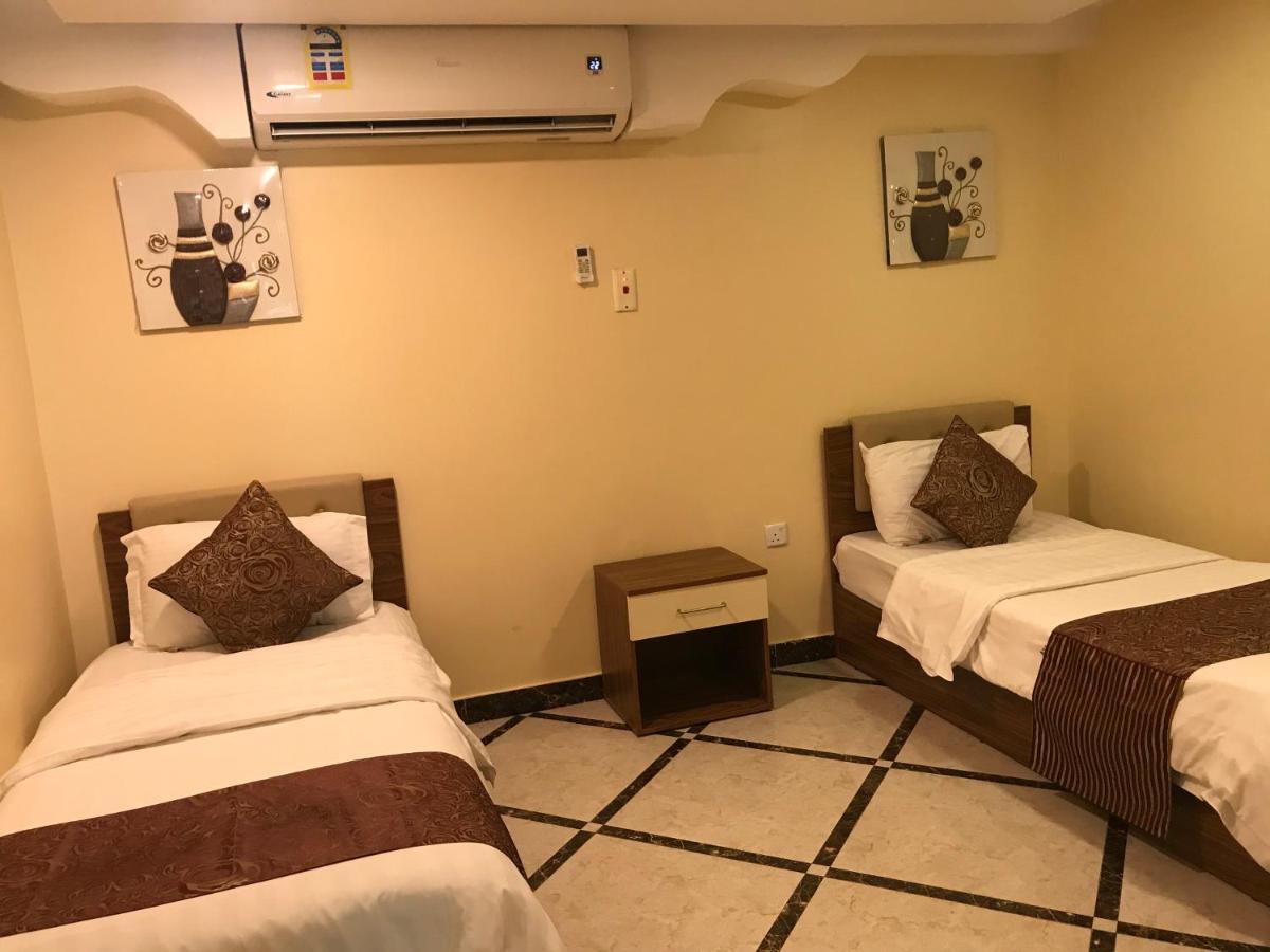 منتجع وشاليهات مورجان الشرق - للعائلات فقط - Dammam Exterior foto