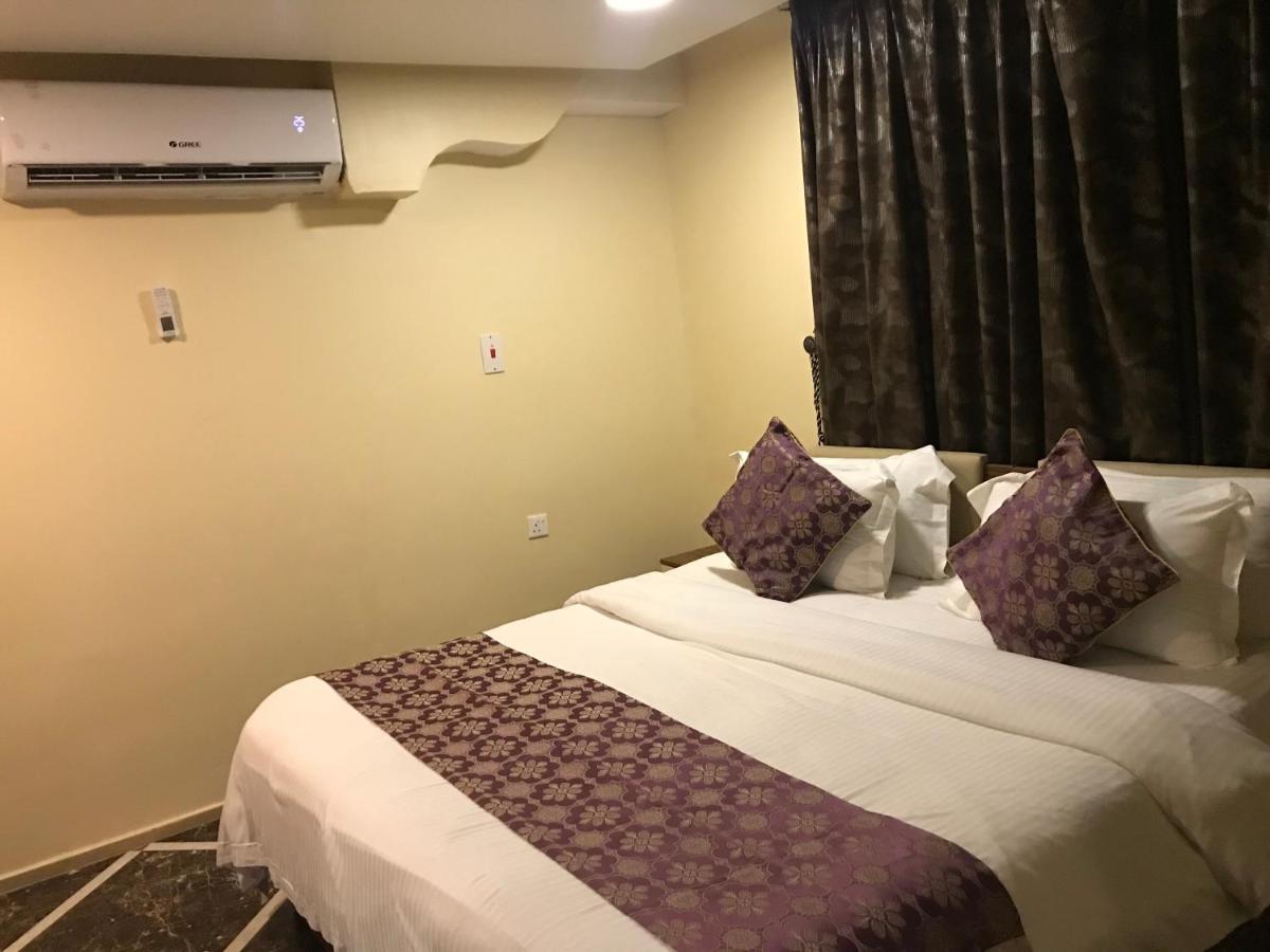 منتجع وشاليهات مورجان الشرق - للعائلات فقط - Dammam Exterior foto
