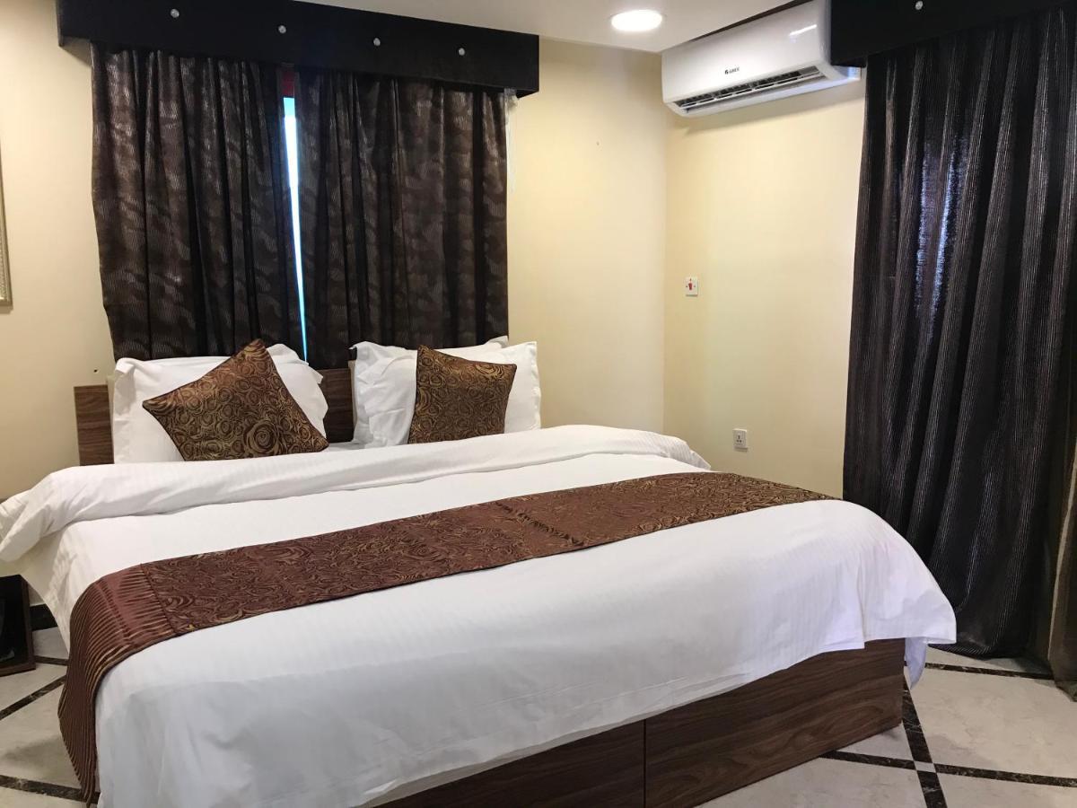 منتجع وشاليهات مورجان الشرق - للعائلات فقط - Dammam Exterior foto