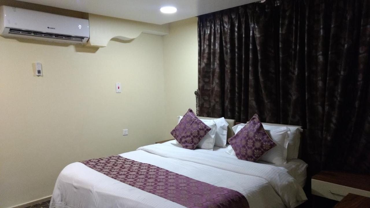 منتجع وشاليهات مورجان الشرق - للعائلات فقط - Dammam Exterior foto